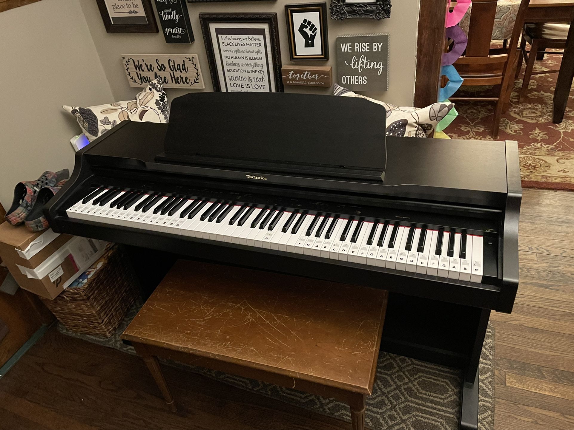 Technics Digital Piano With Weighted Keys