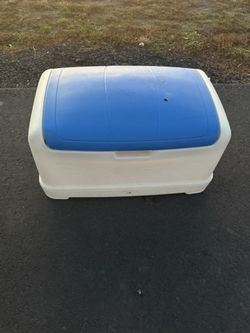 Little Tikes Toy Box 