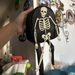 Bath and body Bag Skeleton