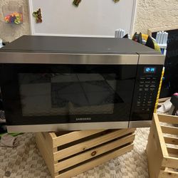 Samsung Microwave $50