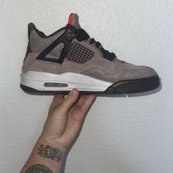 Taupe Jordan 4s (5.5Y/7W)