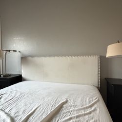 Queen bed frame (no mattress)