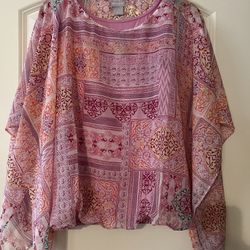 CHICOS BRAND NEW BUBBLE HEM PONCHO TOP  WITH TAG SIZE 0  (4/6)