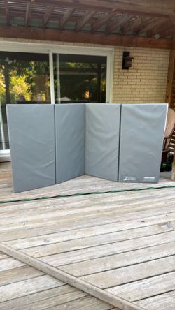 Gymnastics mat