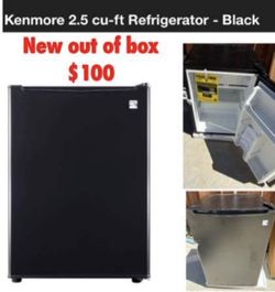 New out of box Kenmore 2.5q-ft refrigerator$100 cash only east Palmdale will have plugged in to show good working condition
