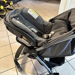Chicco Keyfit Car seat With Car Base And Stroller