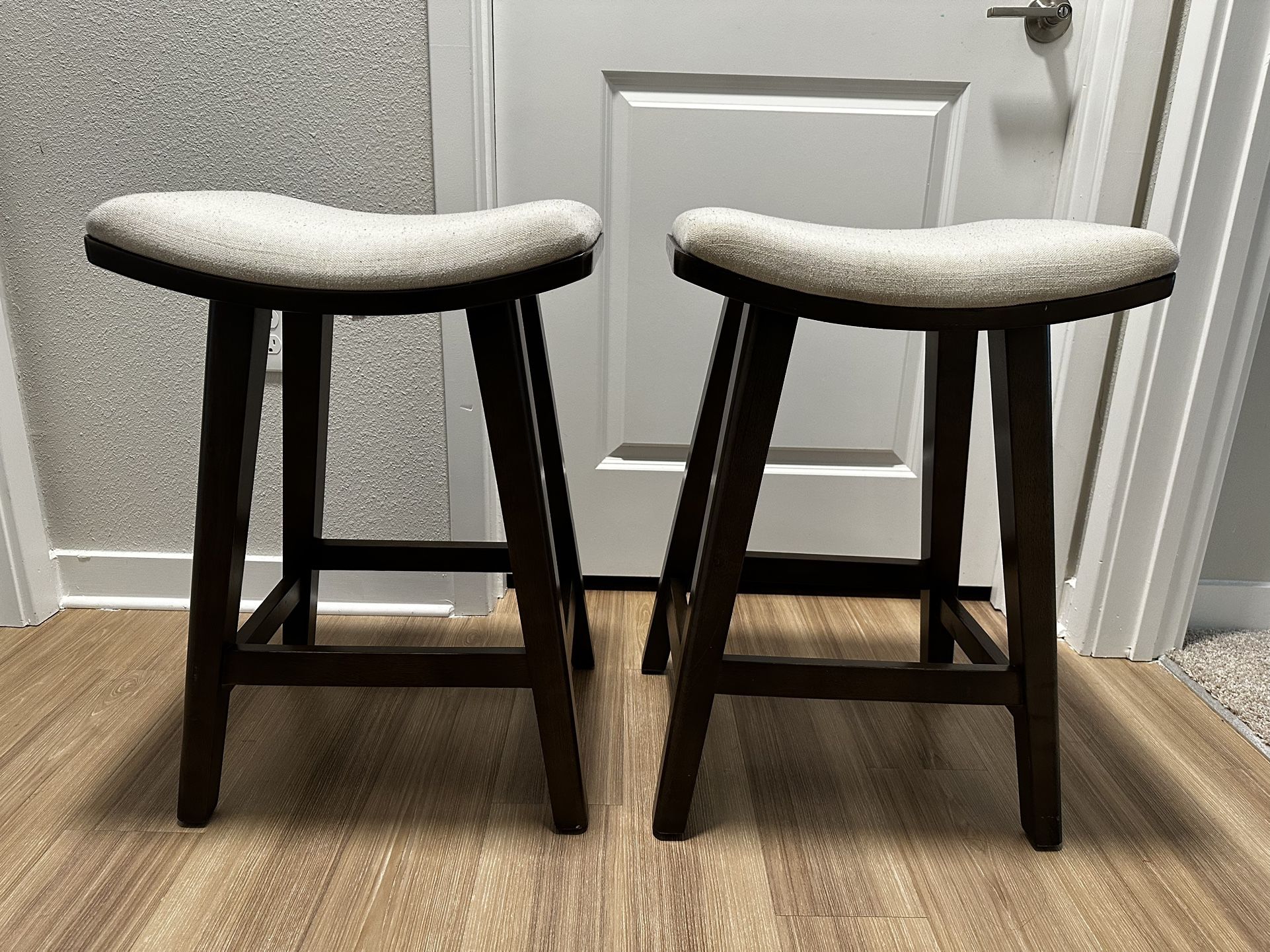 Saddle-style Stools // Counter Height