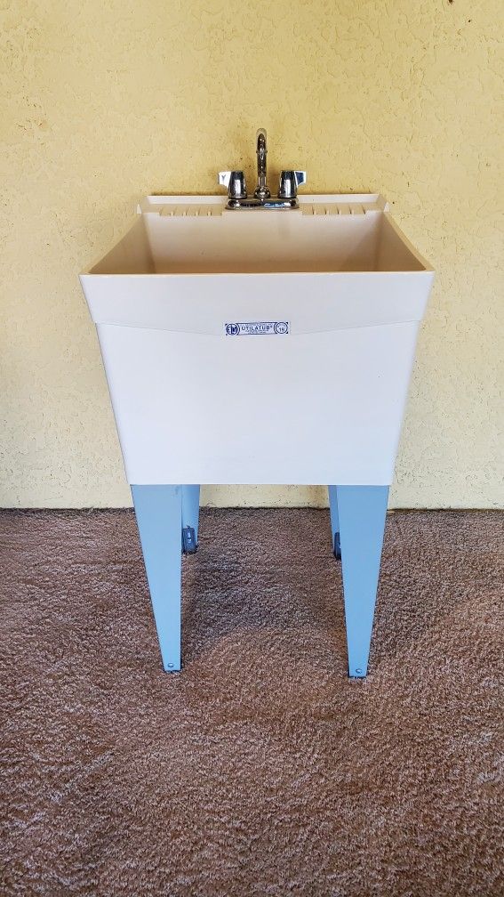 Laundry Utility Sink & Tap