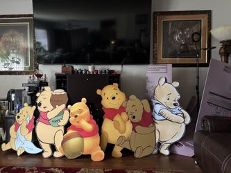6 Winnie the Pooh Props with stands