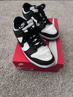 Panda dunks