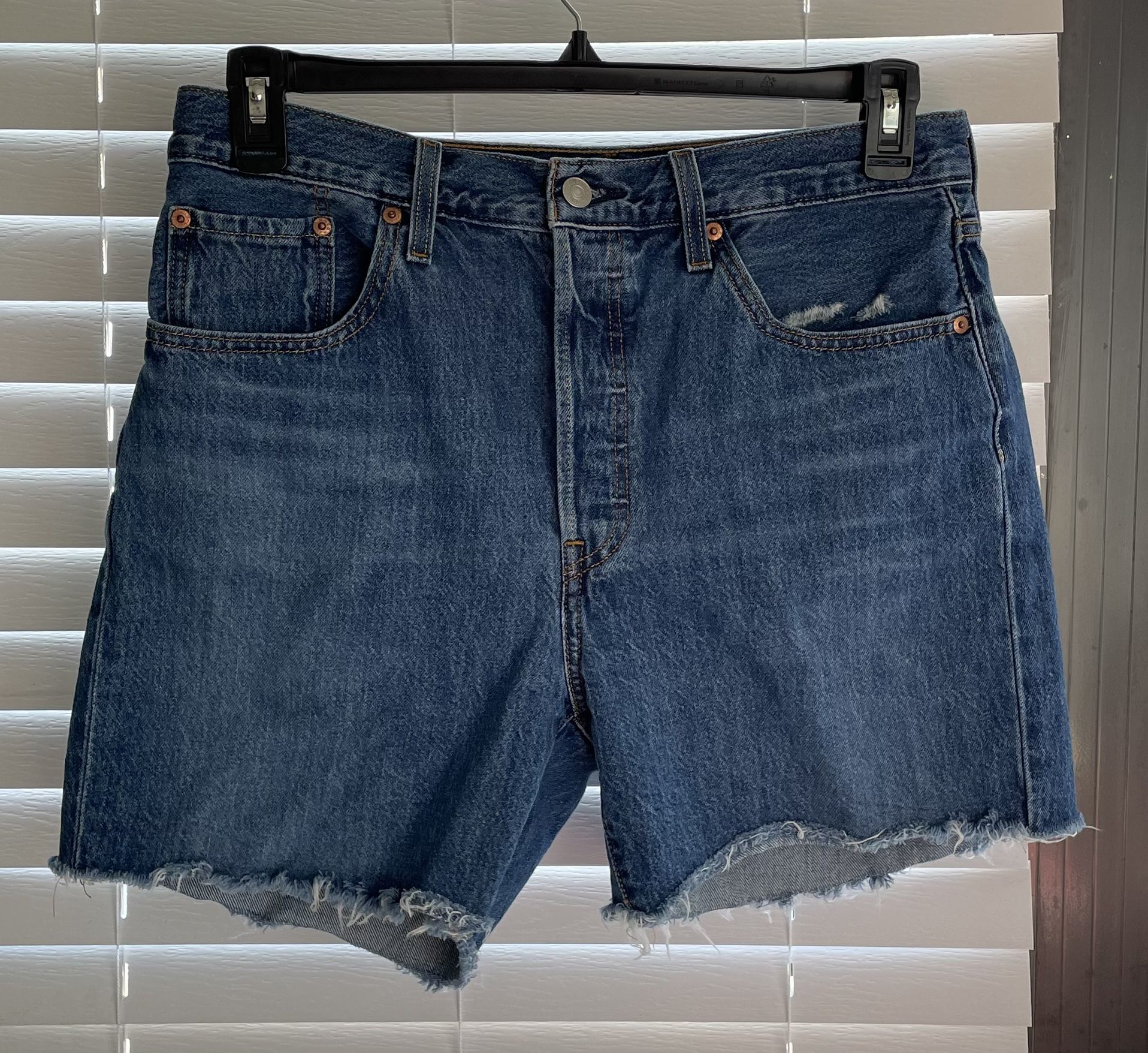 Levi's Men’s 501 Button Fly Denim Jean Shorts - W31