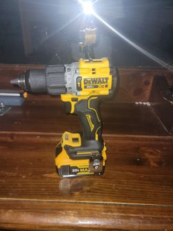 Brand new dewalt 20v XR hammer drill