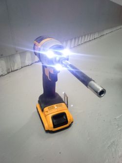 DeWalt 20VMAX Drill