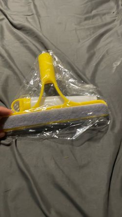 Cleaning scraper