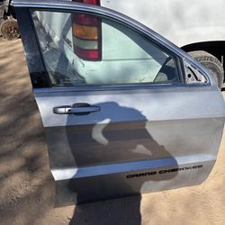 2015 jeep grand Cherokee passenger front door