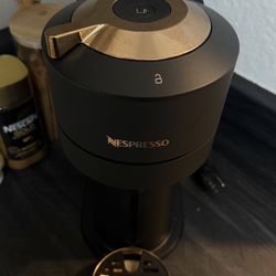 Nespresso Black & Gold