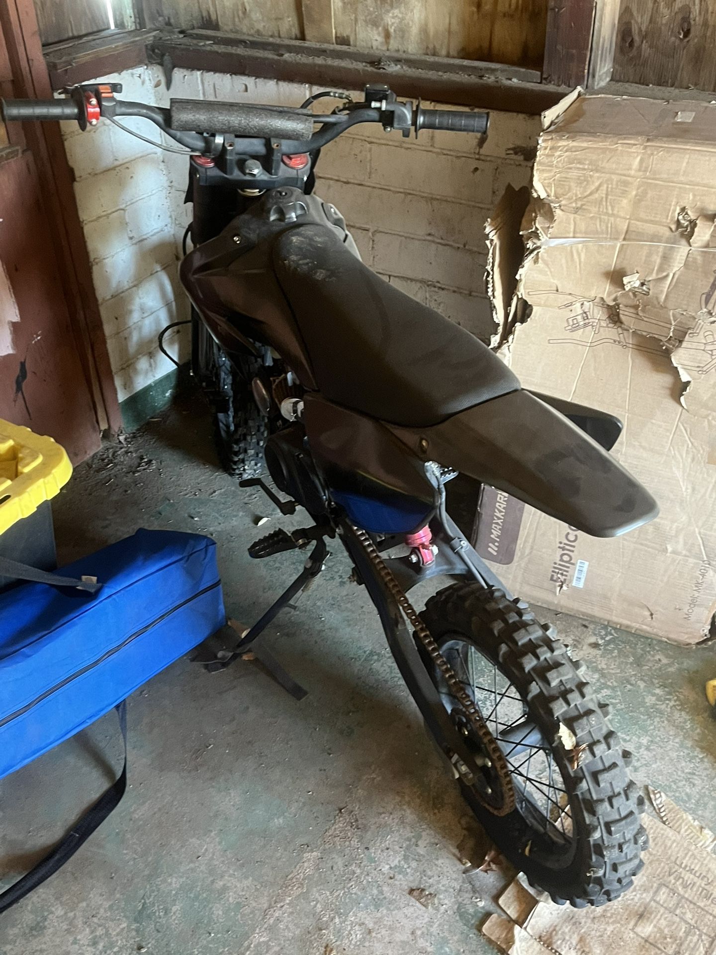 tao 125cc dirt bike