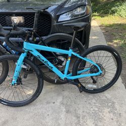 Gravel Bicycle 