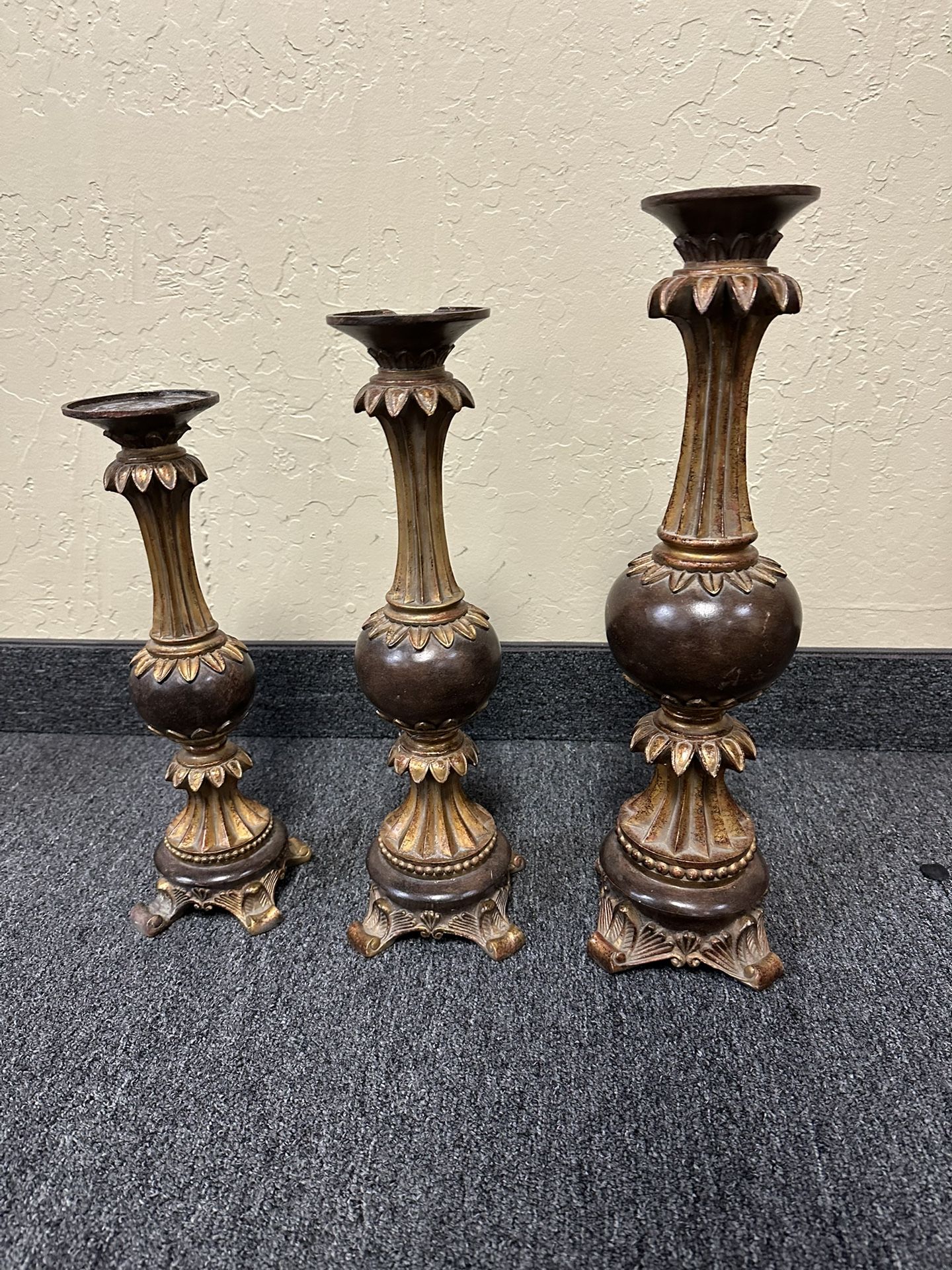 Set Of 3 Model Home Candle Holders