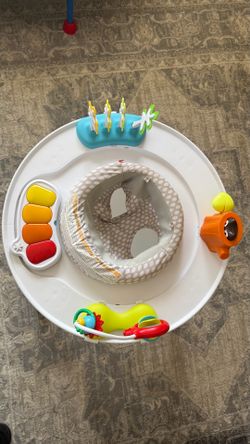 Skip Hop Activity Center