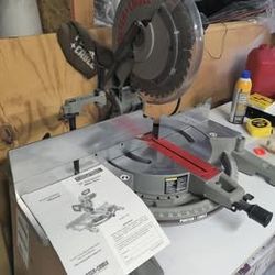 Porter Cable 12-inch Compoubd Miter Saw Like New