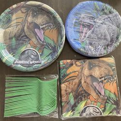 Jurassic World Birthday Party Supplies, For 24 Guests
