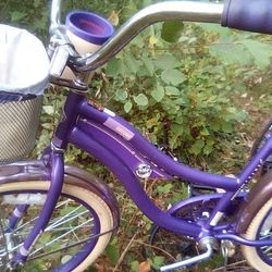 Huffy Deluxe Supreme Girls Bicycle 