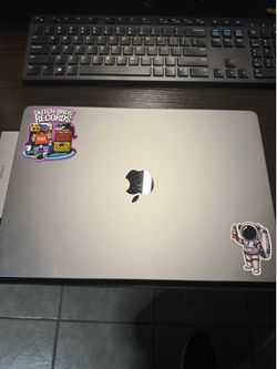 MacBook