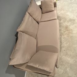 An Amazing And Great Condition Couch.