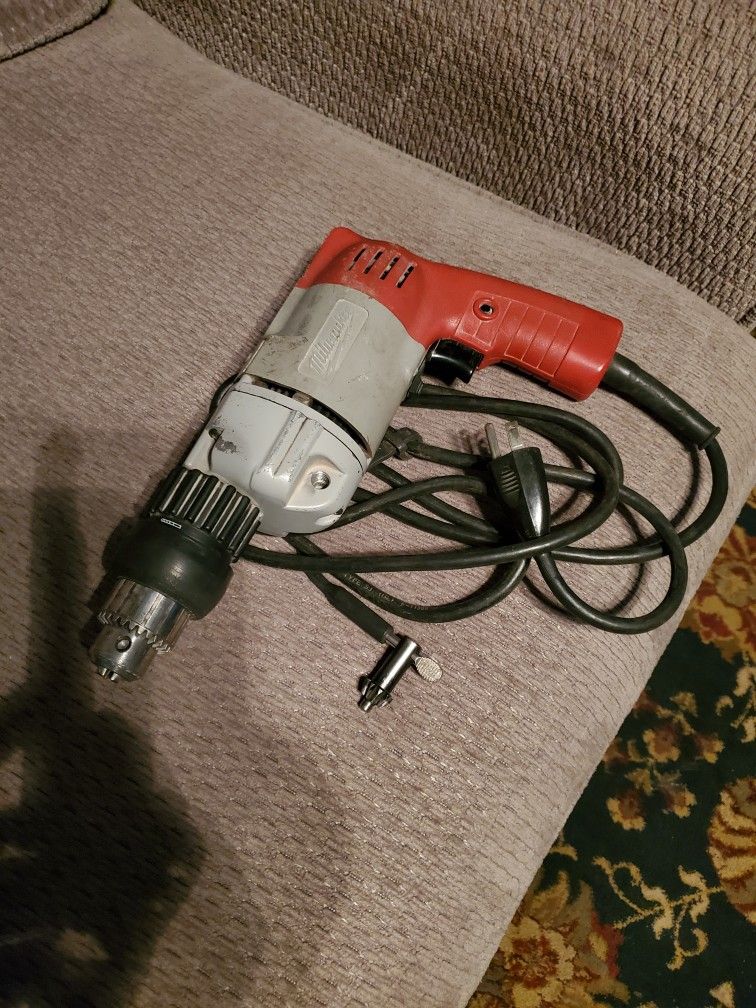 Milwaukee 3/8" Hammer Drill