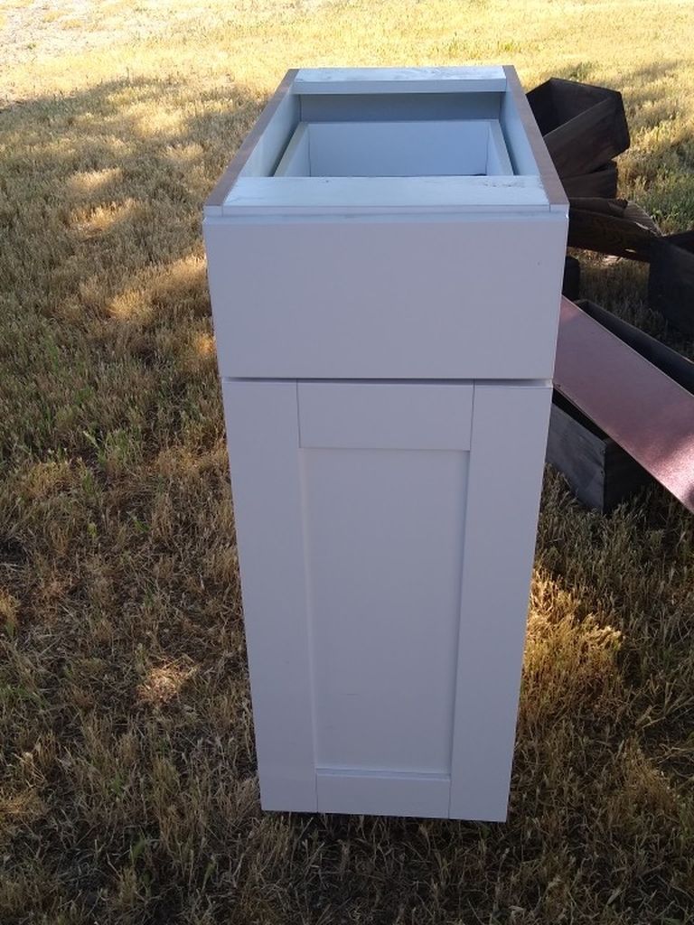 Brand New Never Used It 12 In Wide 36 In High