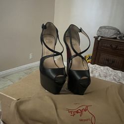 Christian Louboutin 36 1/2
