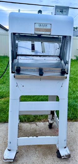 Oliver 797-32 Commercial Gravity Feed Bread Slicer
