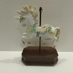 VTG Porcelain Horse Music Box Statue Nadia's Theme Gift Daughter's Home Decor