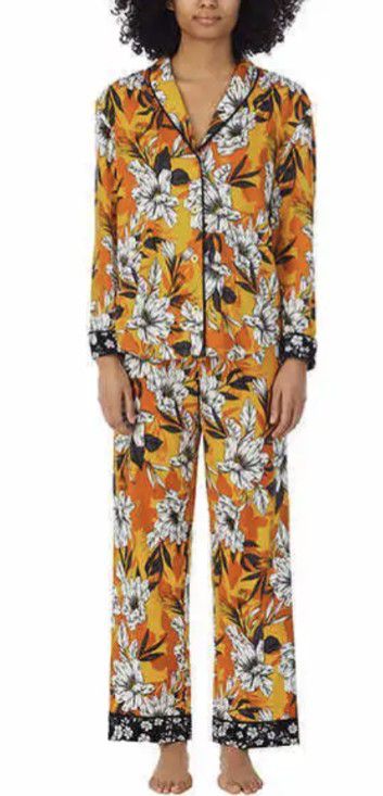 New Room Service Ladies' Shawl Collar Pajama Set, Yellow Floral XS