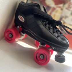 4 Wheel Roller skates 