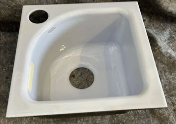 Kohler Tile-In entertainment sink. Cast Iron # K-5902-1-6