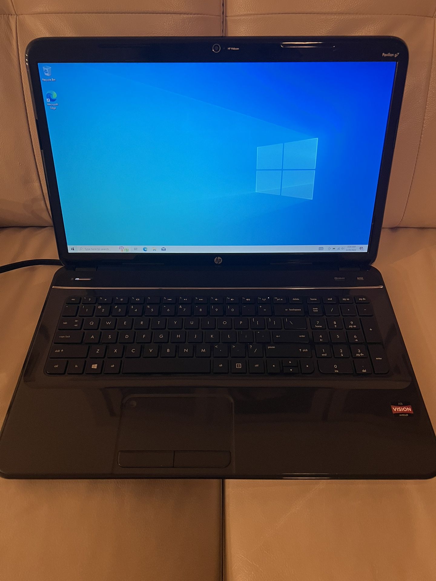 17" HP Laptop, Quad Core CPU, NEW SSD, NEW Battery