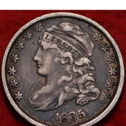 CB55SX690 LIGHTLY CIRCULATED 1835 DIME. BOLD AND BEAUTIFUL COIN GREAT PRICE