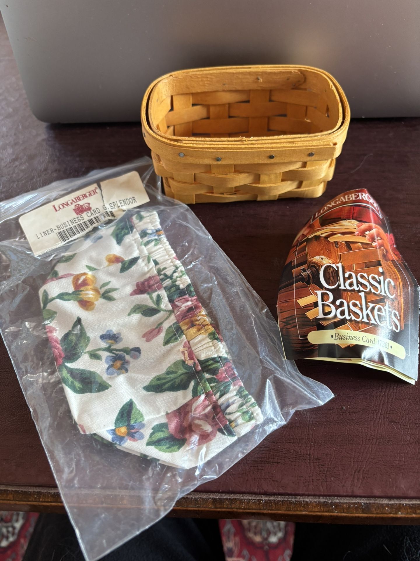 Longaberger NWT Vintage Business Card Basket With Garden Splendor Fabric Liner