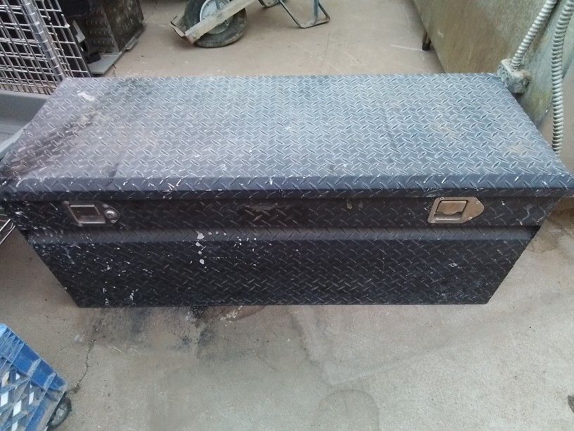 Black Diamond Truck Bed Toolbox