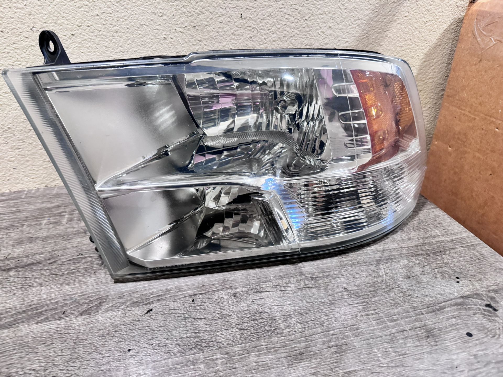 2013 To 2018 DODGE RAM HEADLIGHT LH