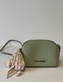 Like New - Steve Madden Crossbody Purse