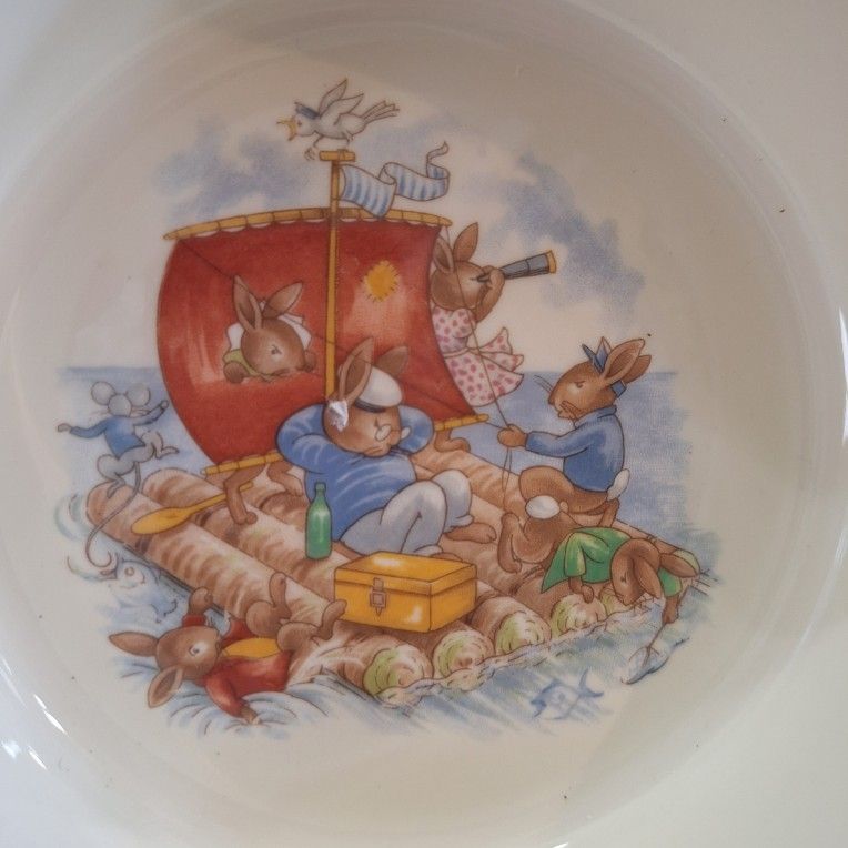 ROYAL DOULTON "BUNNYKINS" FINE BONE ENGLISH CHINA BOWL