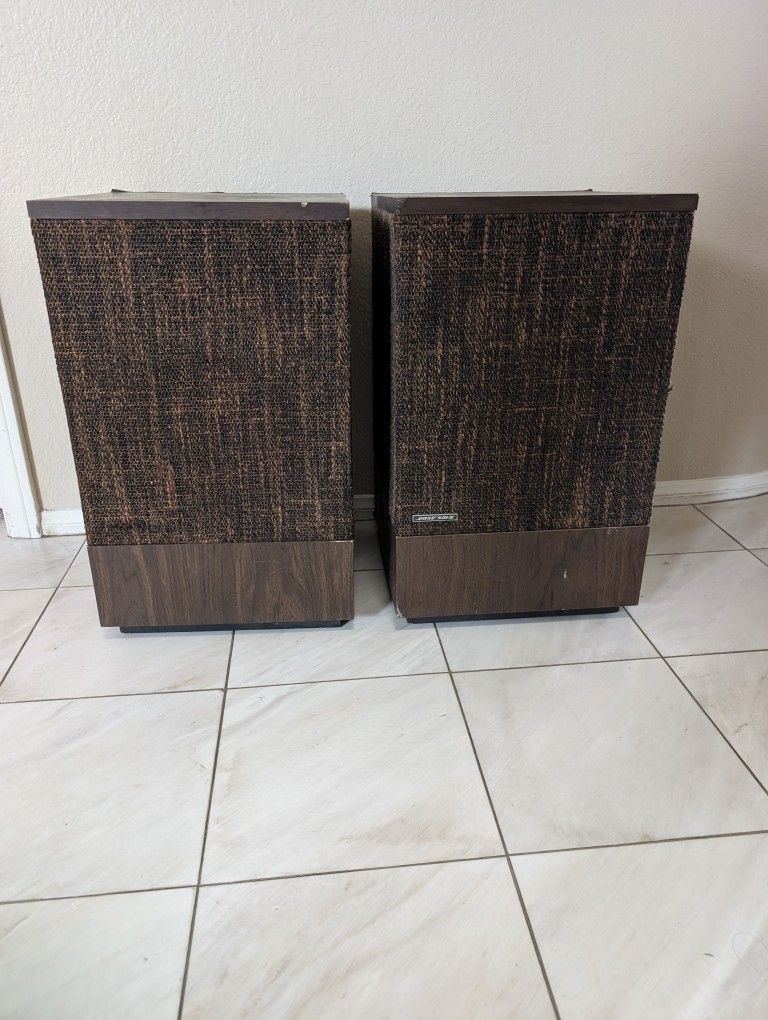 Vintage Bose 501 Series II Speakers – Classic Sound!