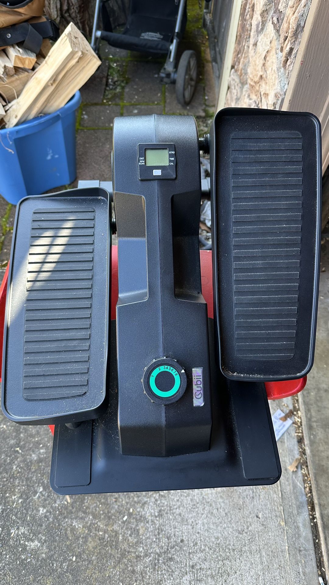Cubii Move Under Desk Elliptical Pedal Exerciser