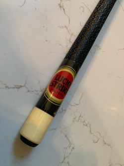 "LUCKY STRIKE" POOL CUE
