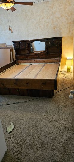 Vintage Cal King solid wood 4 drawer  pedestal waterbed with headboard