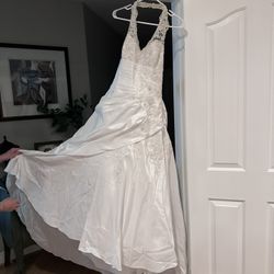 Wedding dress