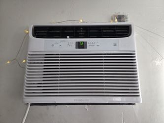 Air Conditioner- Excellent Condition